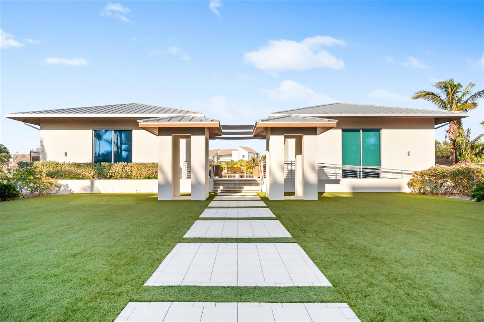 INFINITY ON LONGBOAT KEY - Residential