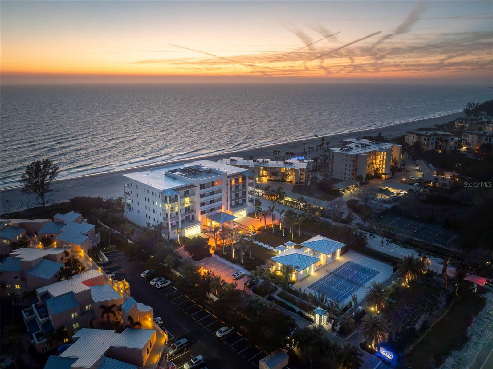 INFINITY ON LONGBOAT KEY - Residential
