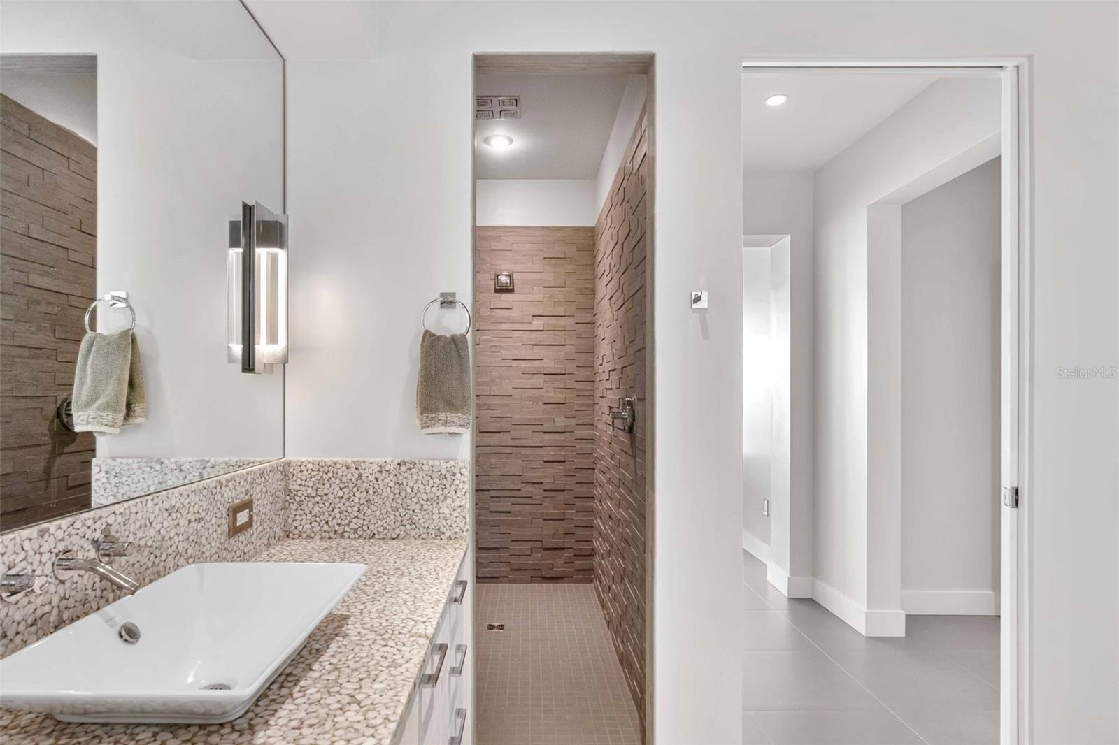 INFINITY ON LONGBOAT KEY - Residential