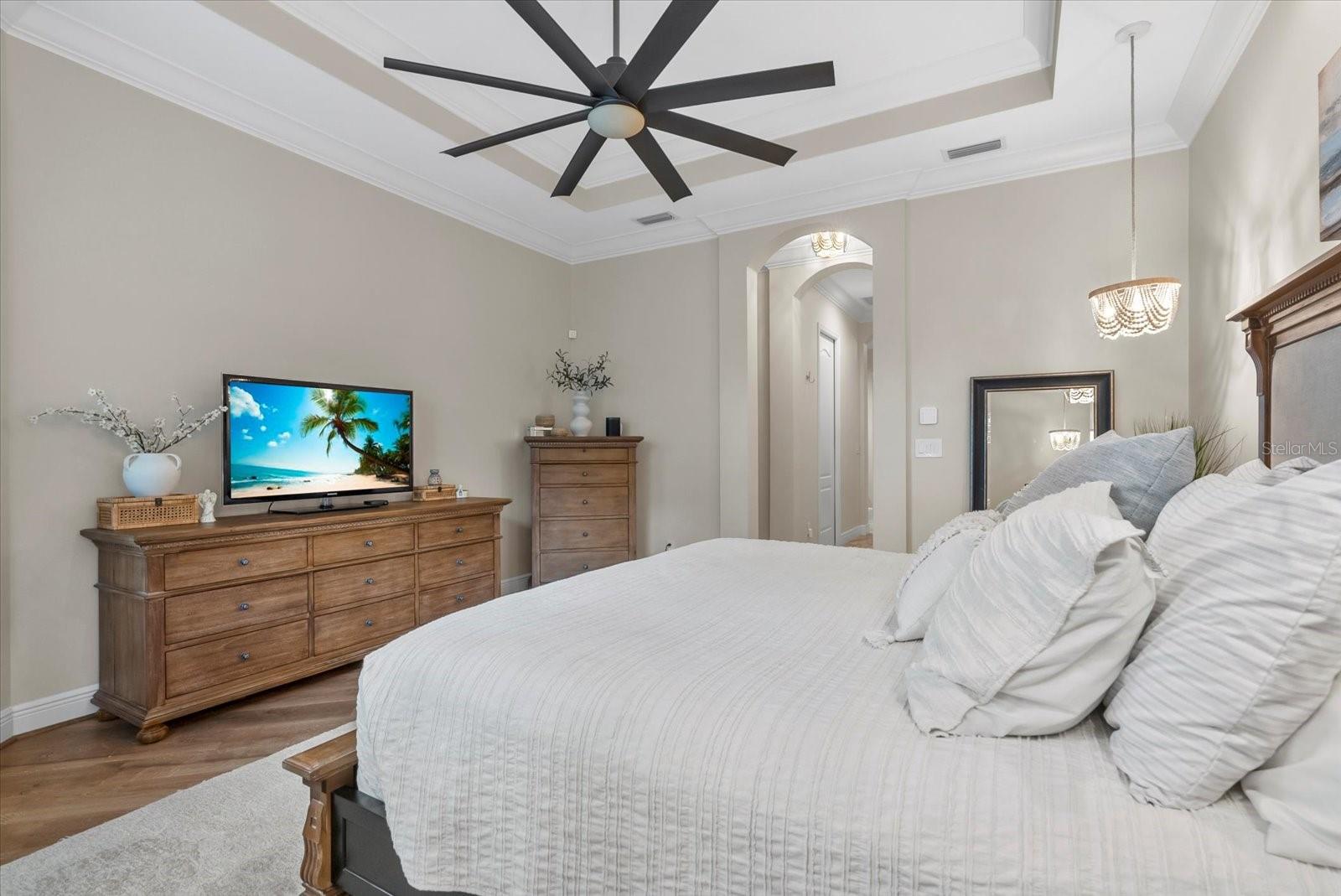 COUNTRY CLUB EAST AT LAKEWD RNCH RR - Residential