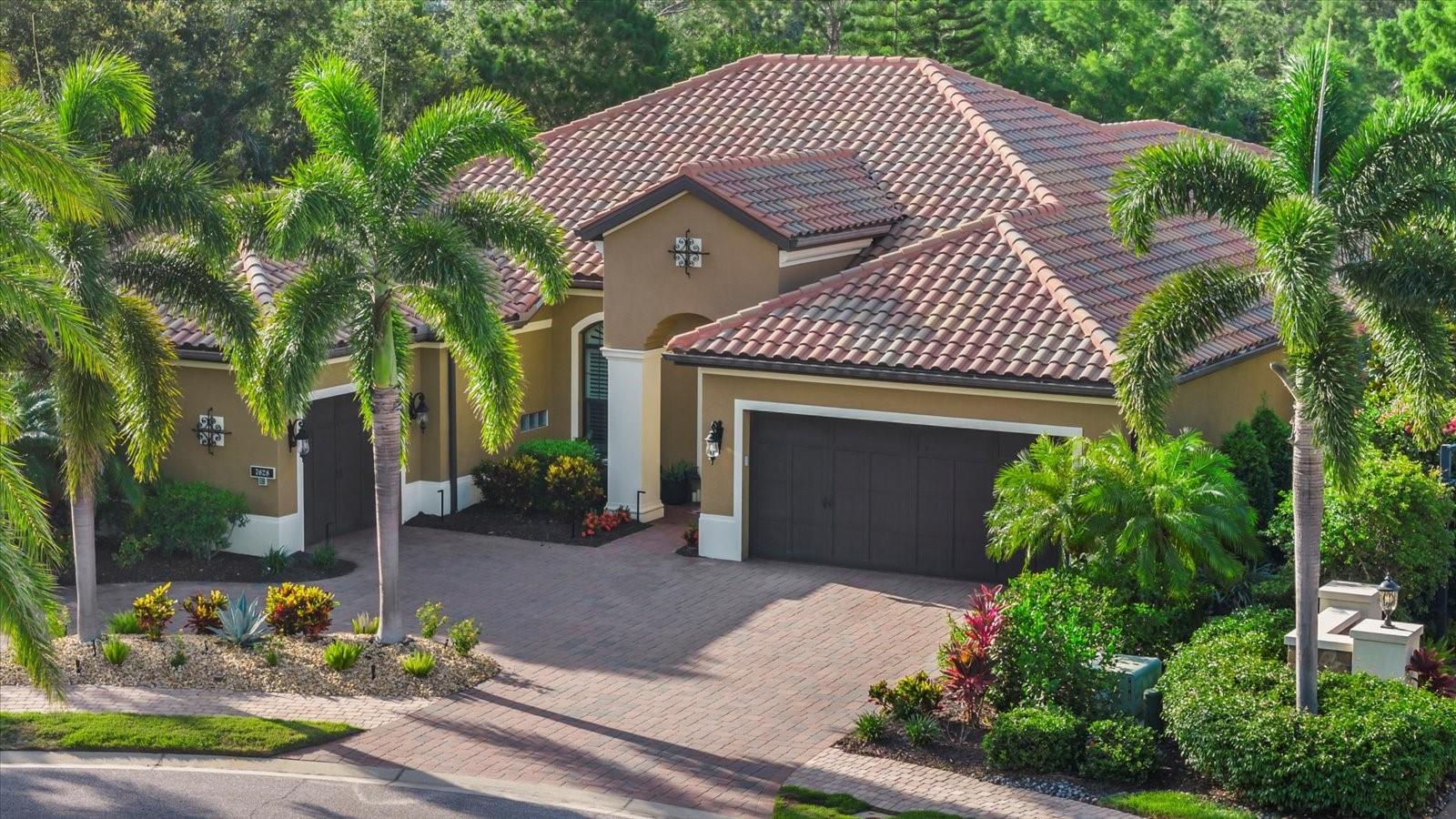 COUNTRY CLUB EAST AT LAKEWD RNCH RR - Residential