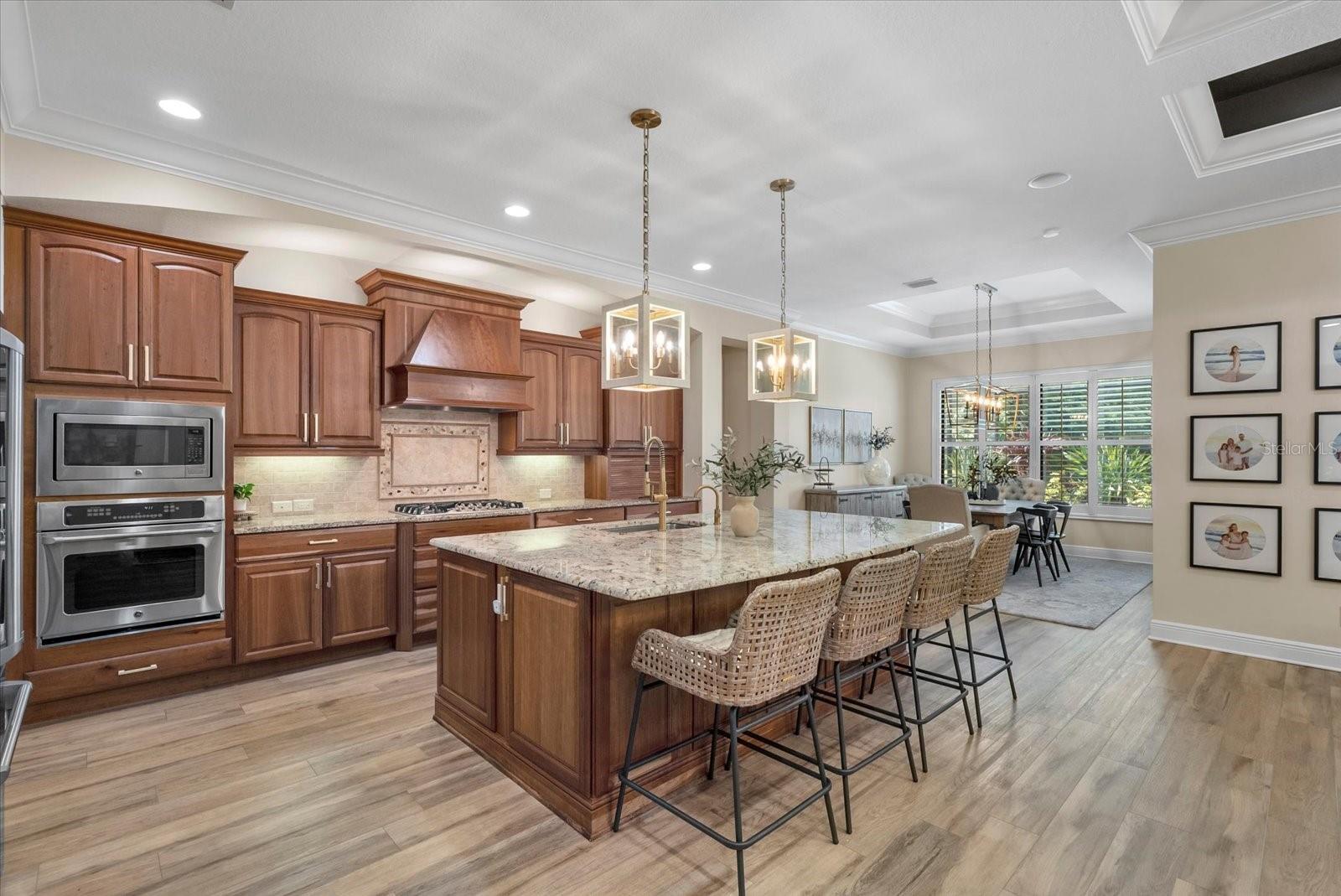 COUNTRY CLUB EAST AT LAKEWD RNCH RR - Residential