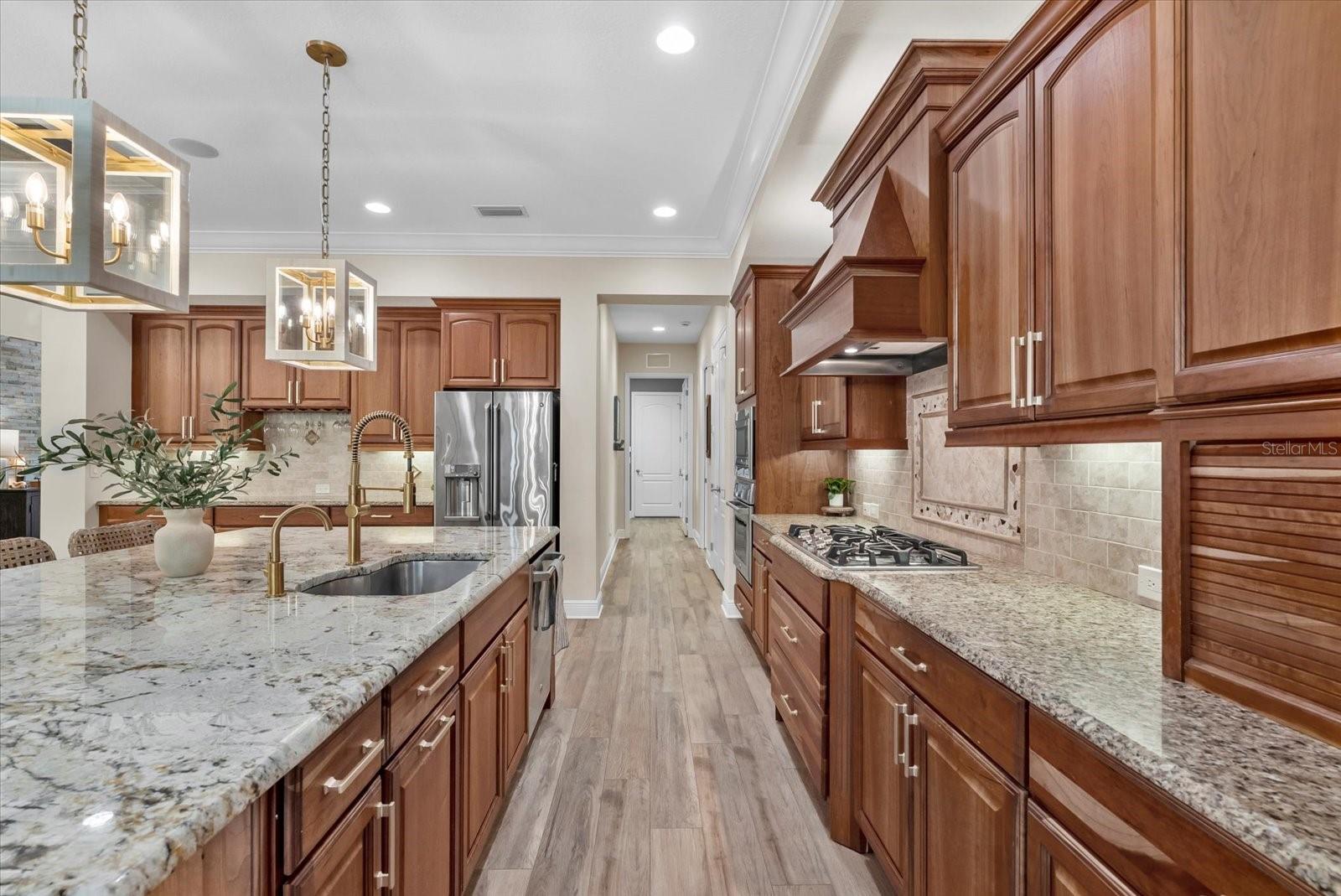 COUNTRY CLUB EAST AT LAKEWD RNCH RR - Residential