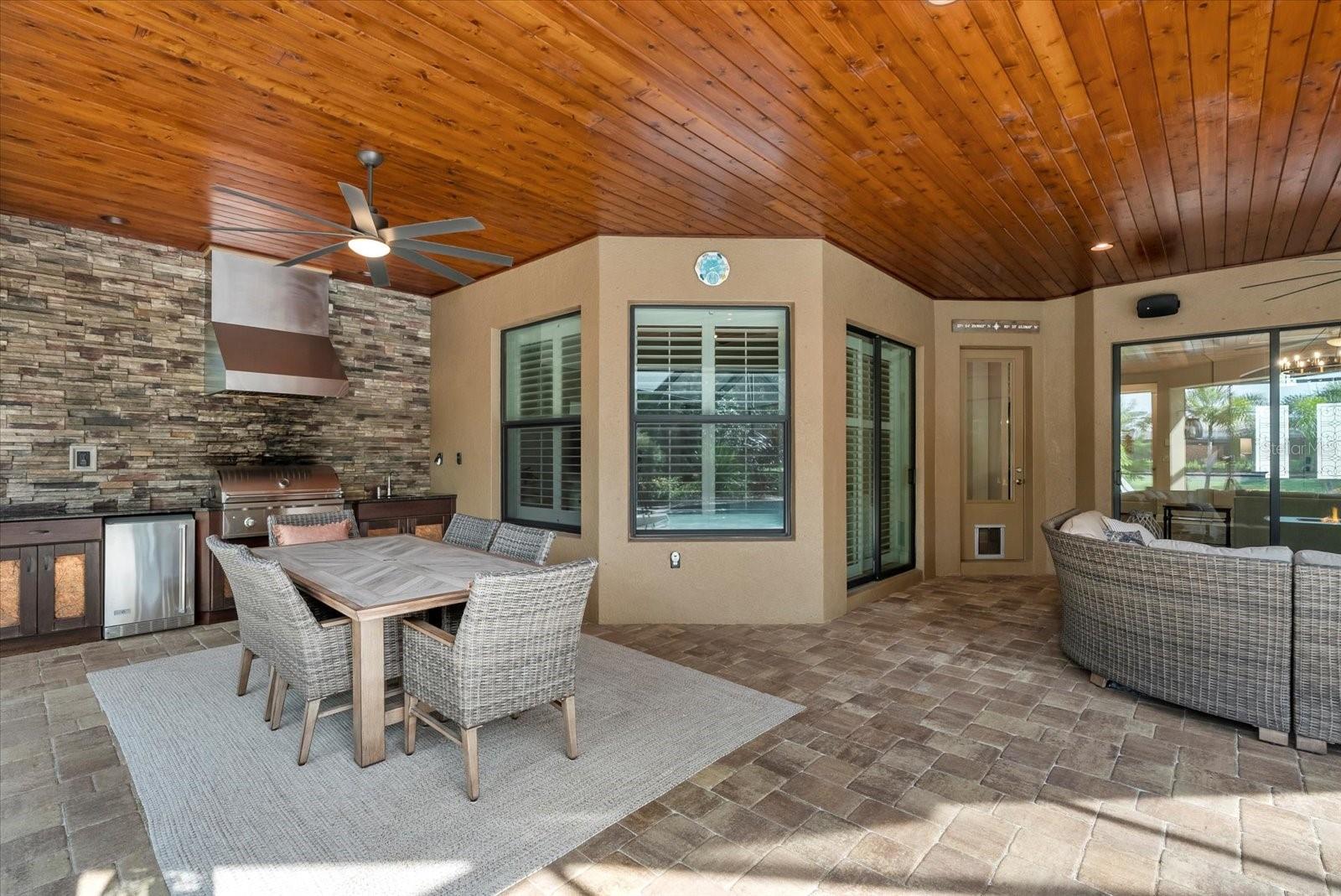 COUNTRY CLUB EAST AT LAKEWD RNCH RR - Residential