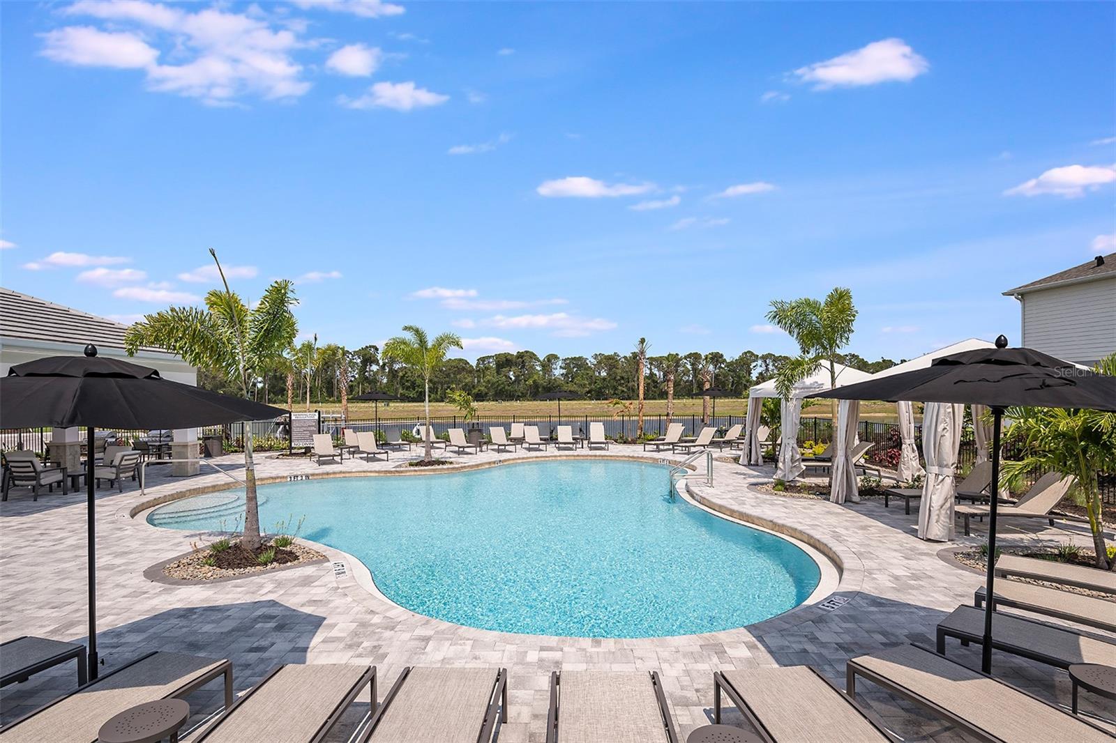 VINTERRA TOWNHOMES - Residential