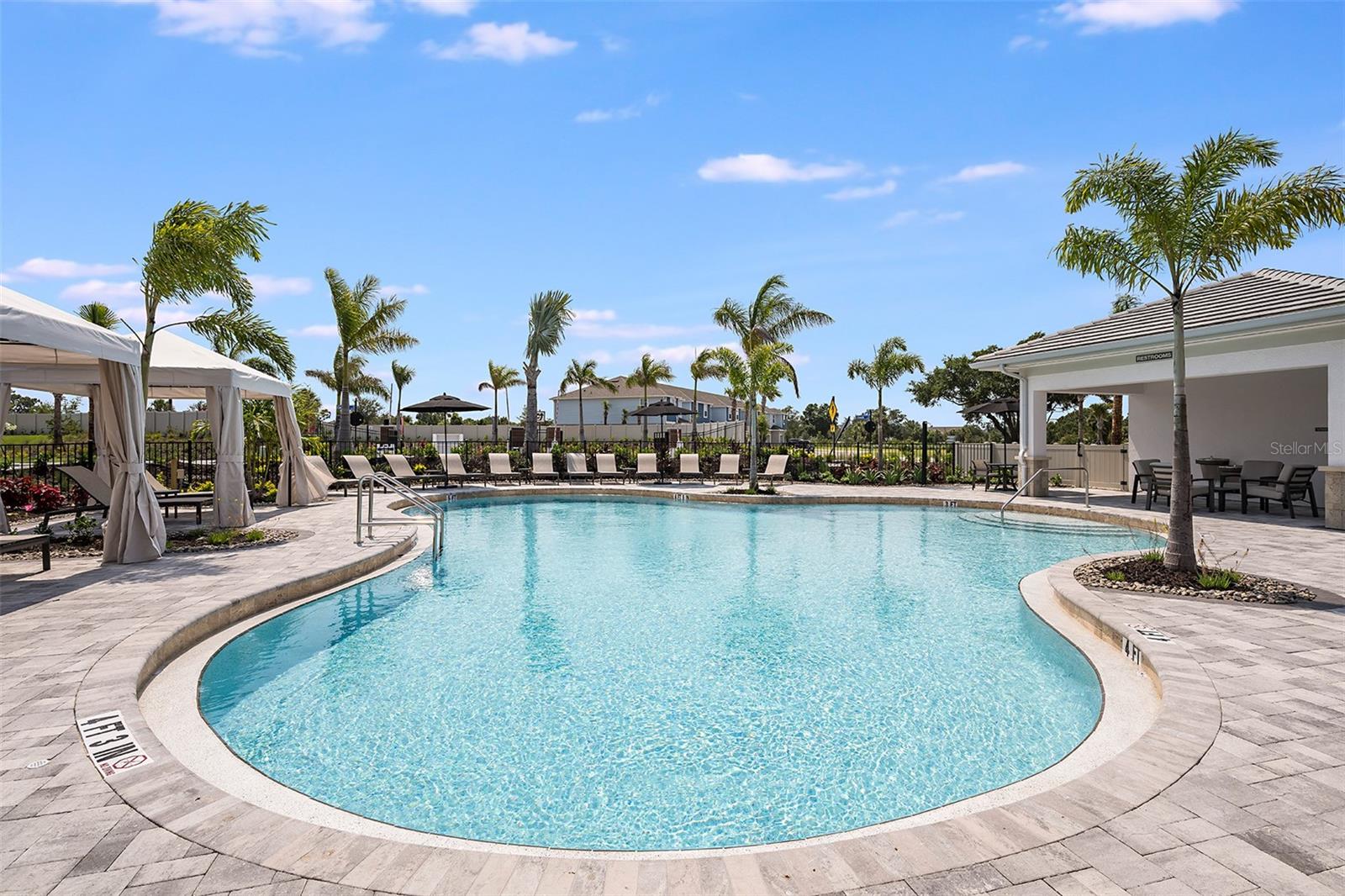 VINTERRA TOWNHOMES - Residential