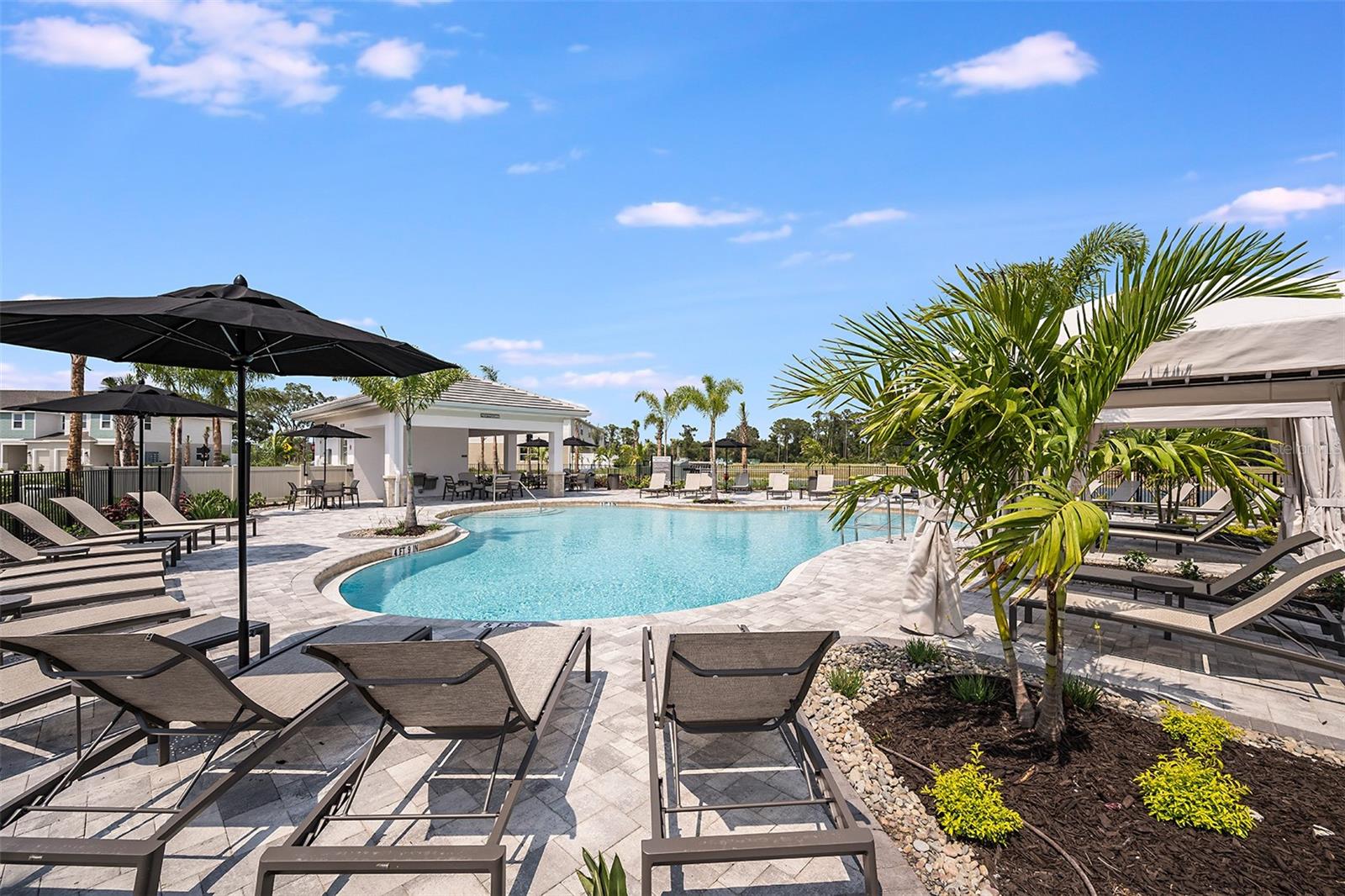 VINTERRA TOWNHOMES - Residential