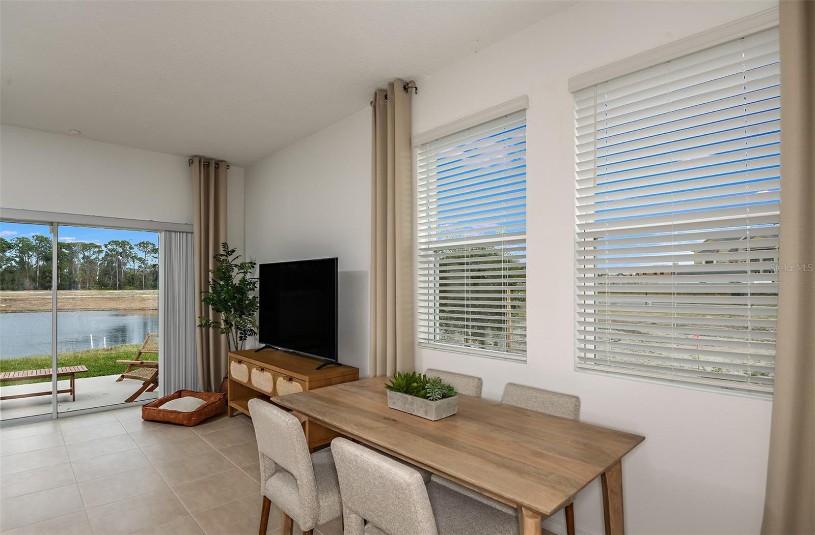 VINTERRA TOWNHOMES - Residential