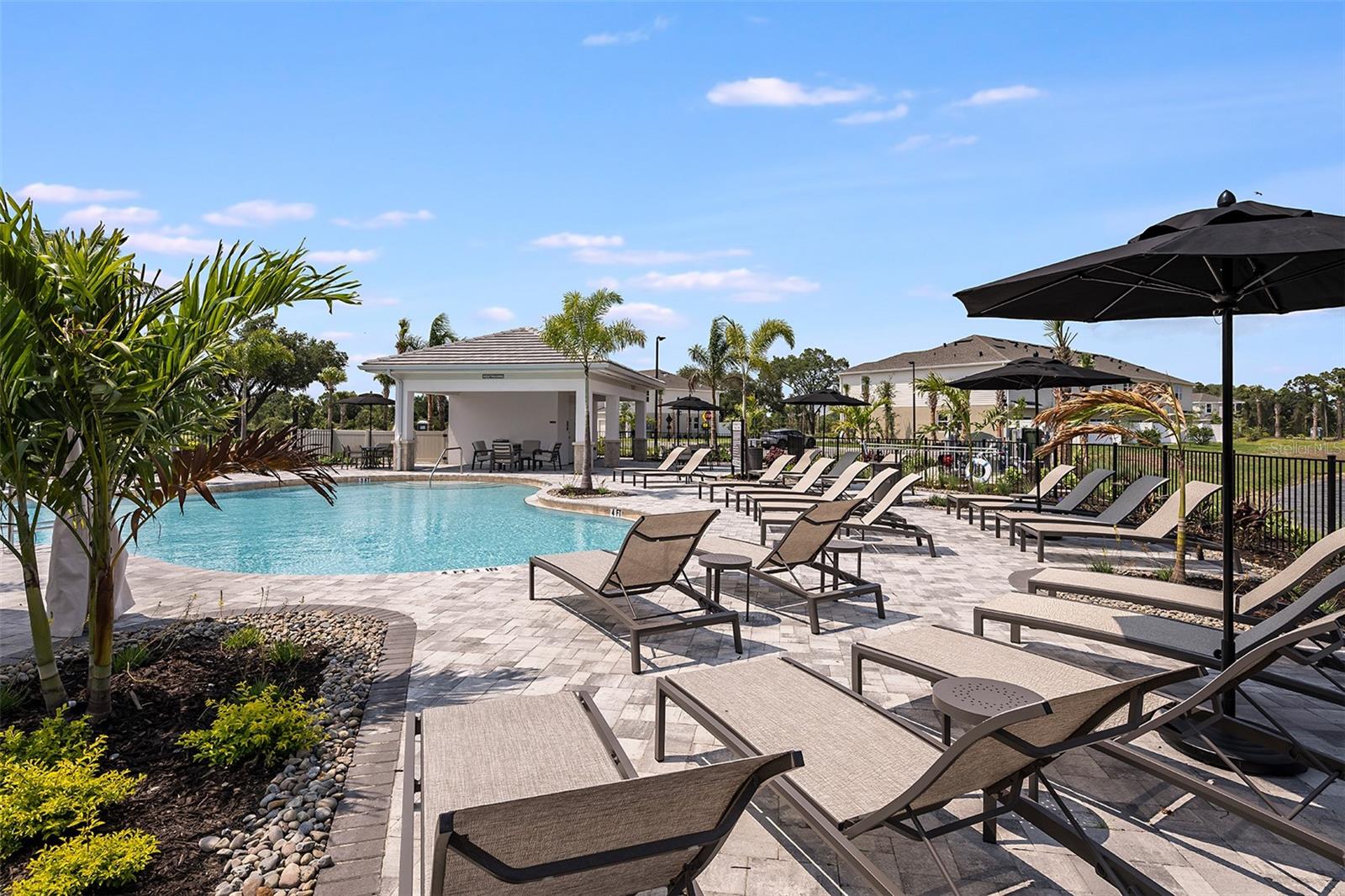 VINTERRA TOWNHOMES - Residential