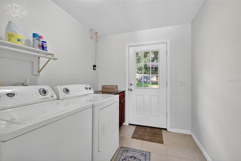 Tiny photo for 130 N Johns Street, Mount Dora, FL 32757 (MLS # G5101529)