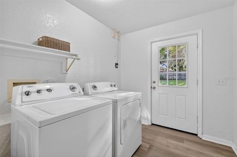 Tiny photo for 130 N Johns Street, Mount Dora, FL 32757 (MLS # G5101529)