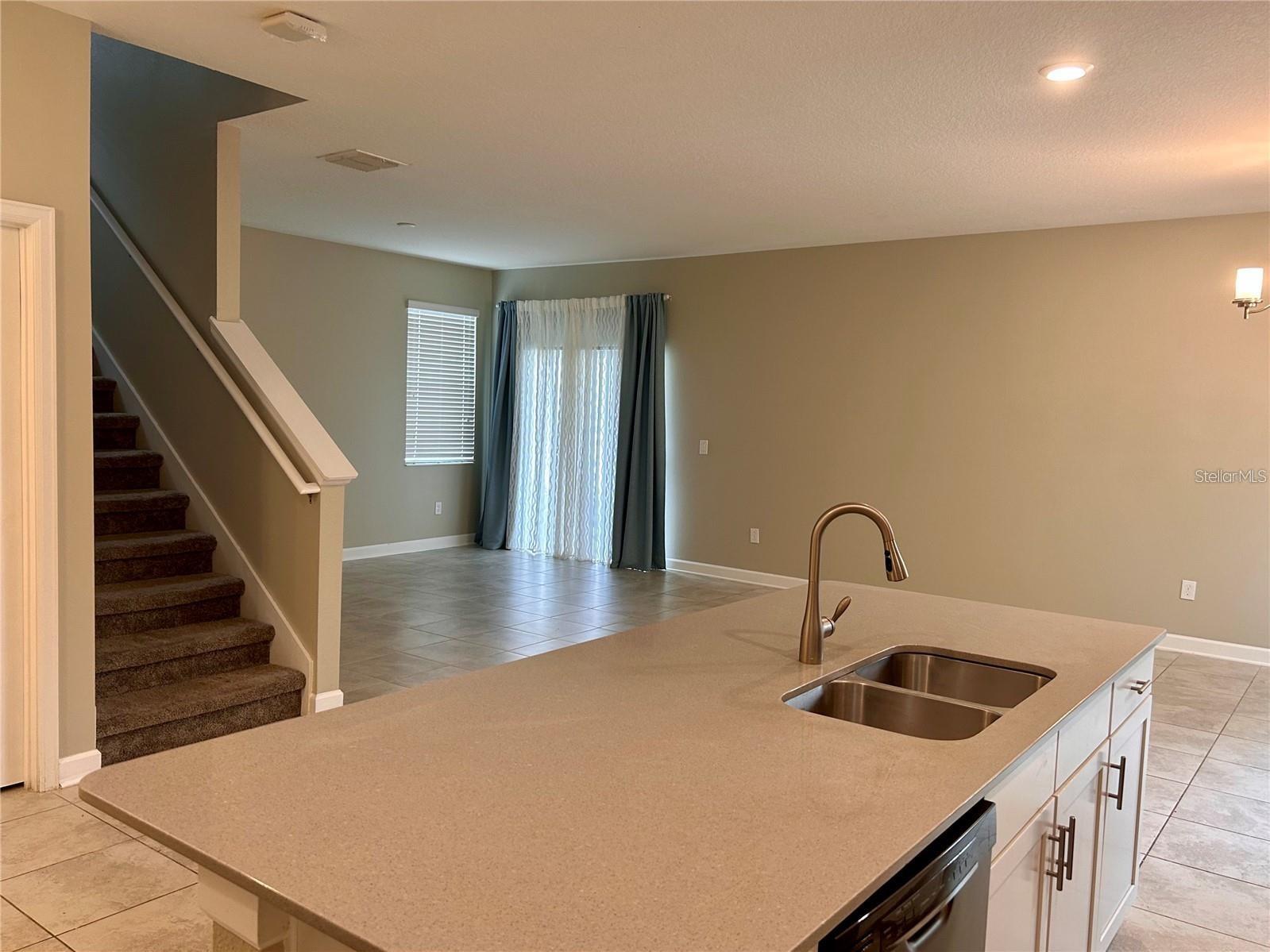 STOREY PK-PH 4 - Residential Lease