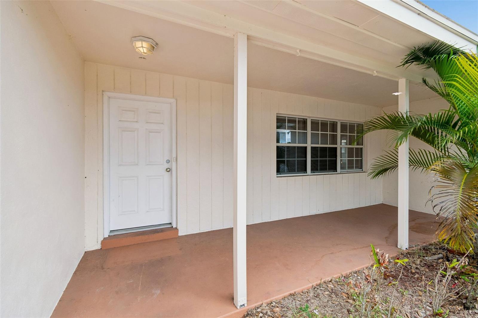 GOLDEN GROVES - Residential