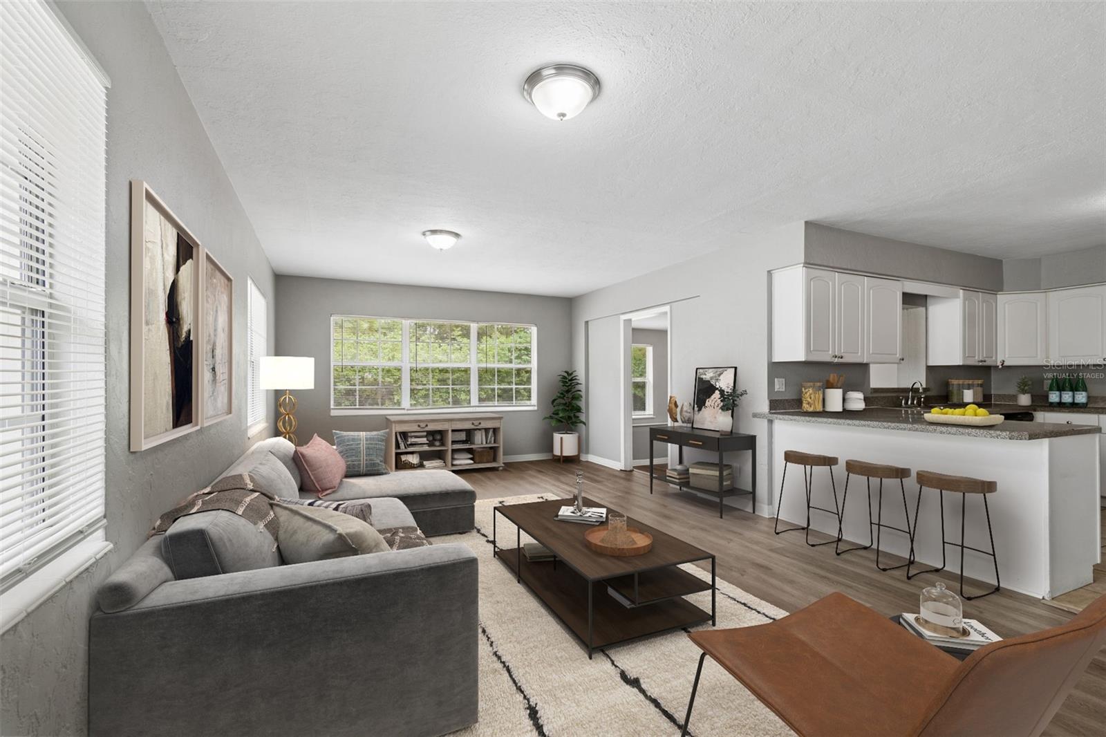 GOLDEN GROVES - Residential