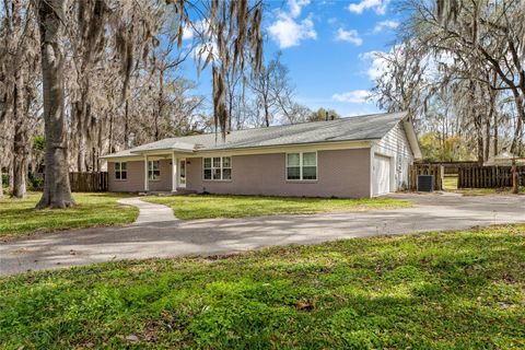 Photo of 1301 NW 91st Terrace, Gainesville, FL 32606 (MLS # GC528843)