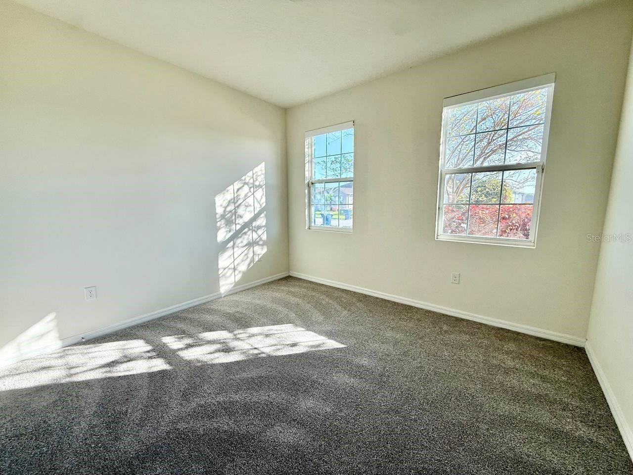 EPPERSON RANCH SOUTH PH 1C-1 - Residential Lease