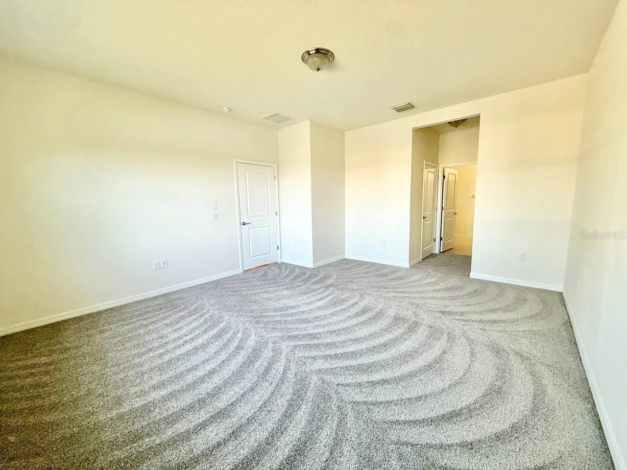 EPPERSON RANCH SOUTH PH 1C-1 - Residential Lease