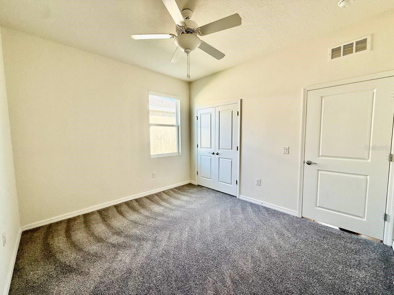 EPPERSON RANCH SOUTH PH 1C-1 - Residential Lease