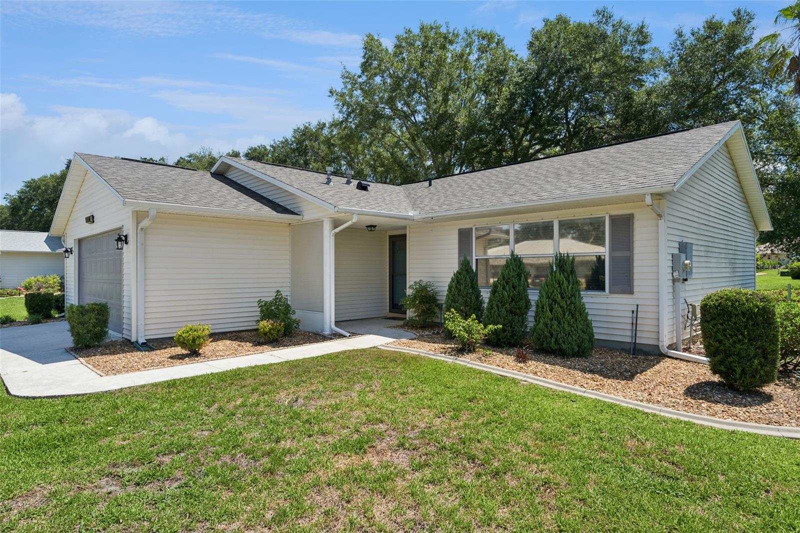 27211 RACQUET CIRCLE