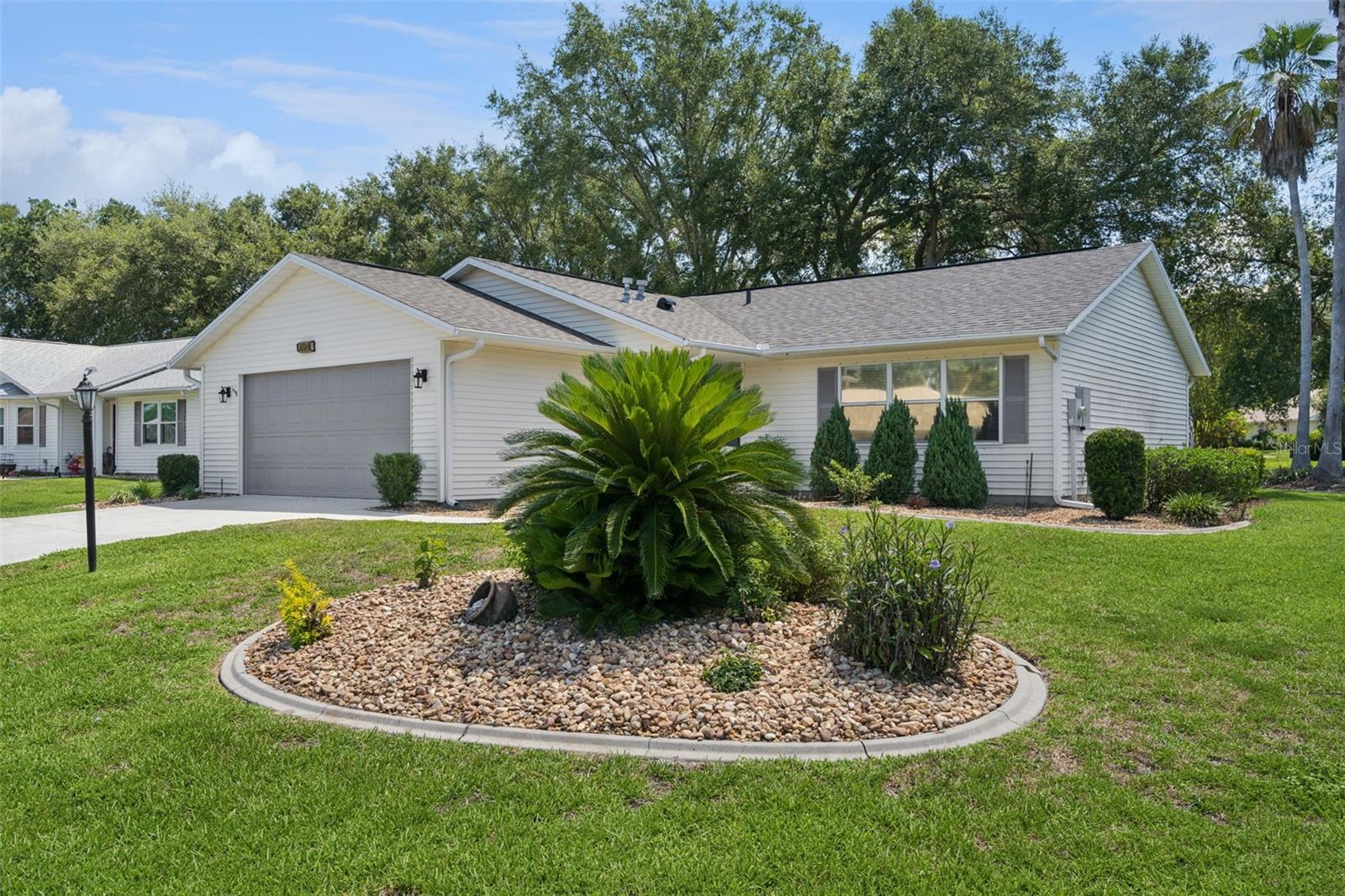 27211 RACQUET CIRCLE