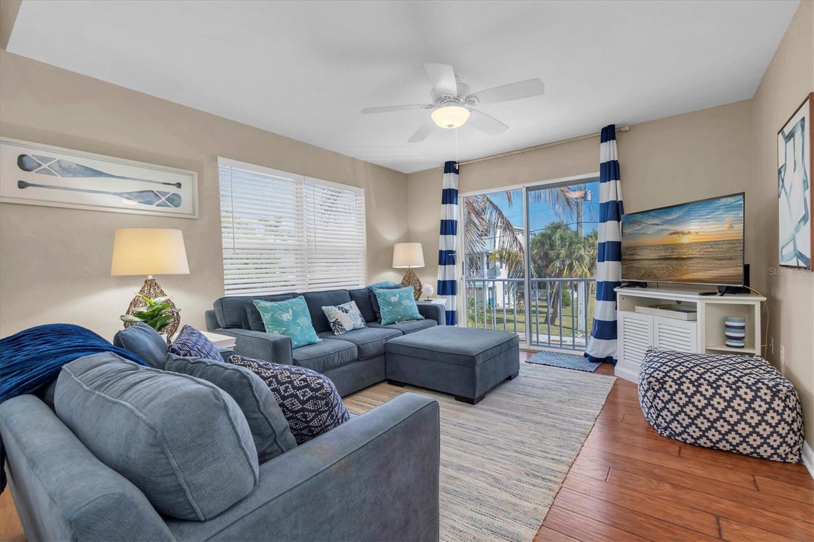 6250 HOLMES BOULEVARD 65