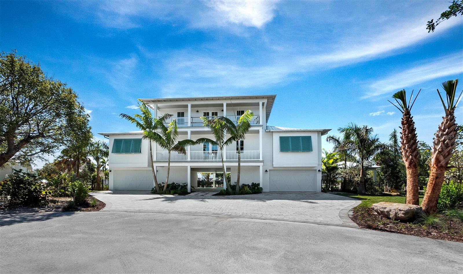 LONGBOAT SHORES - Residential
