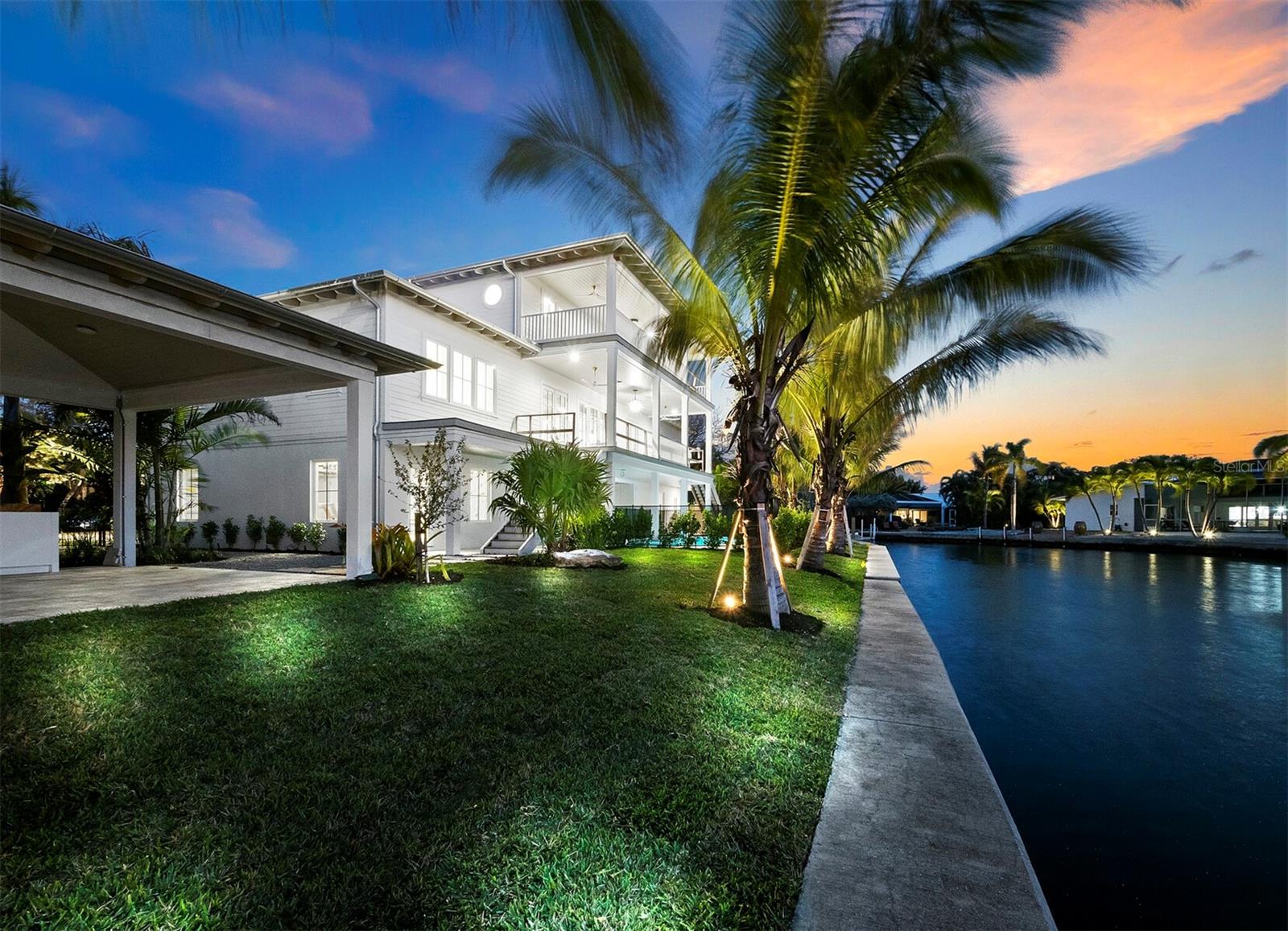 LONGBOAT SHORES - Residential