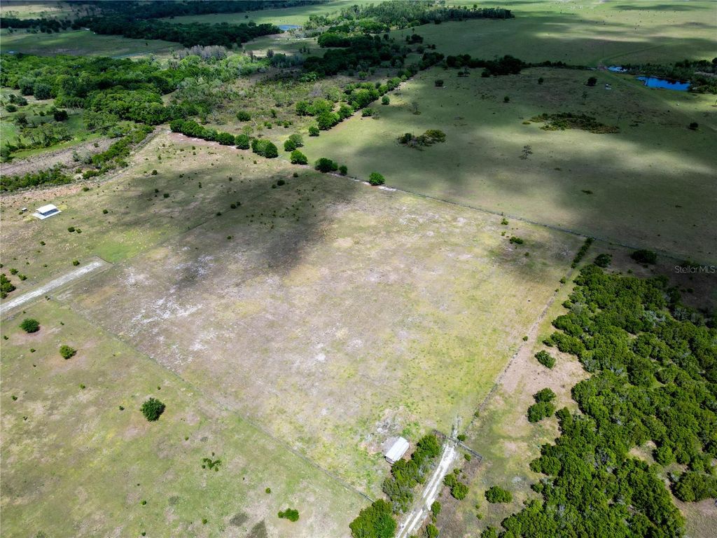 Photo of 707 Chihuahua Road, Sebring, FL 33870 (MLS # O6395927)