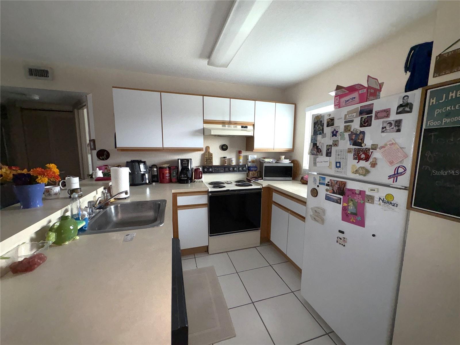 25050 SANDHILL BOULEVARD B4
