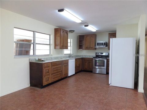 Tiny photo for 2082 Cr 44a, Wildwood, FL 34785 (MLS # G5106803)