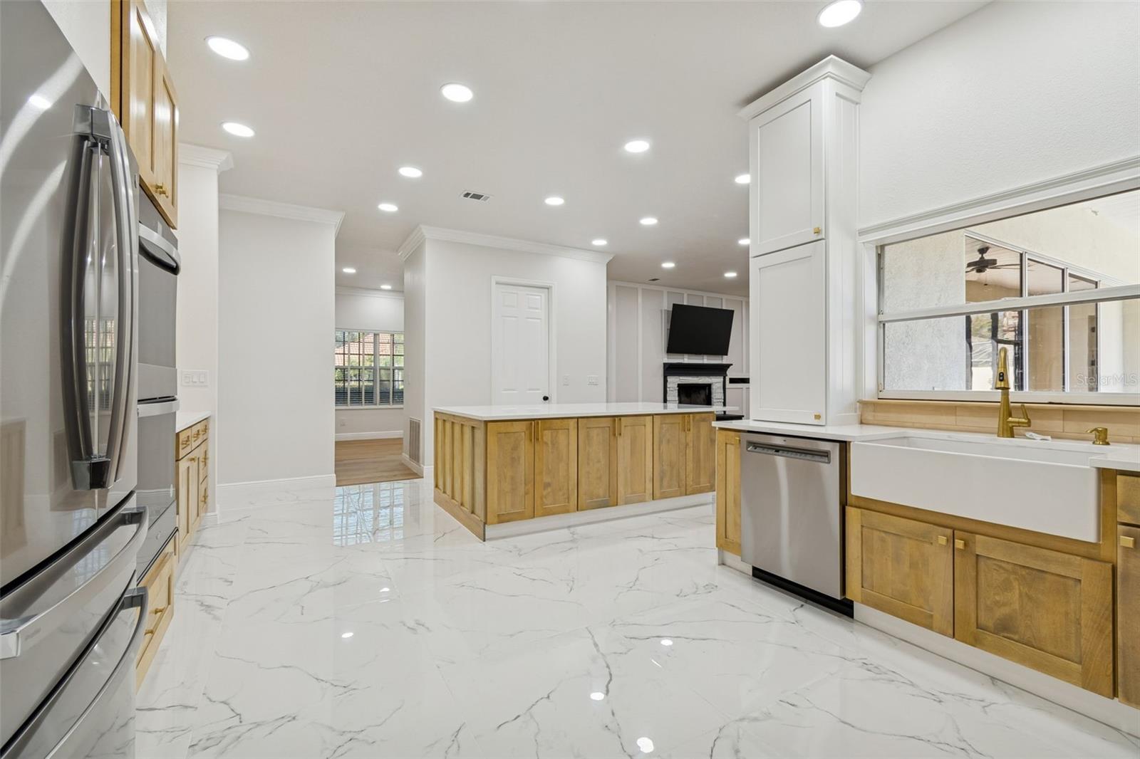 LAKE FERN VILLAS - Residential