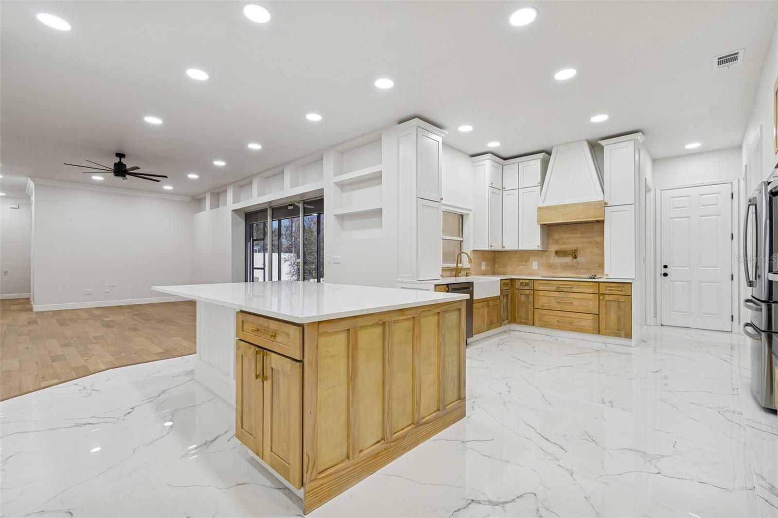 LAKE FERN VILLAS - Residential