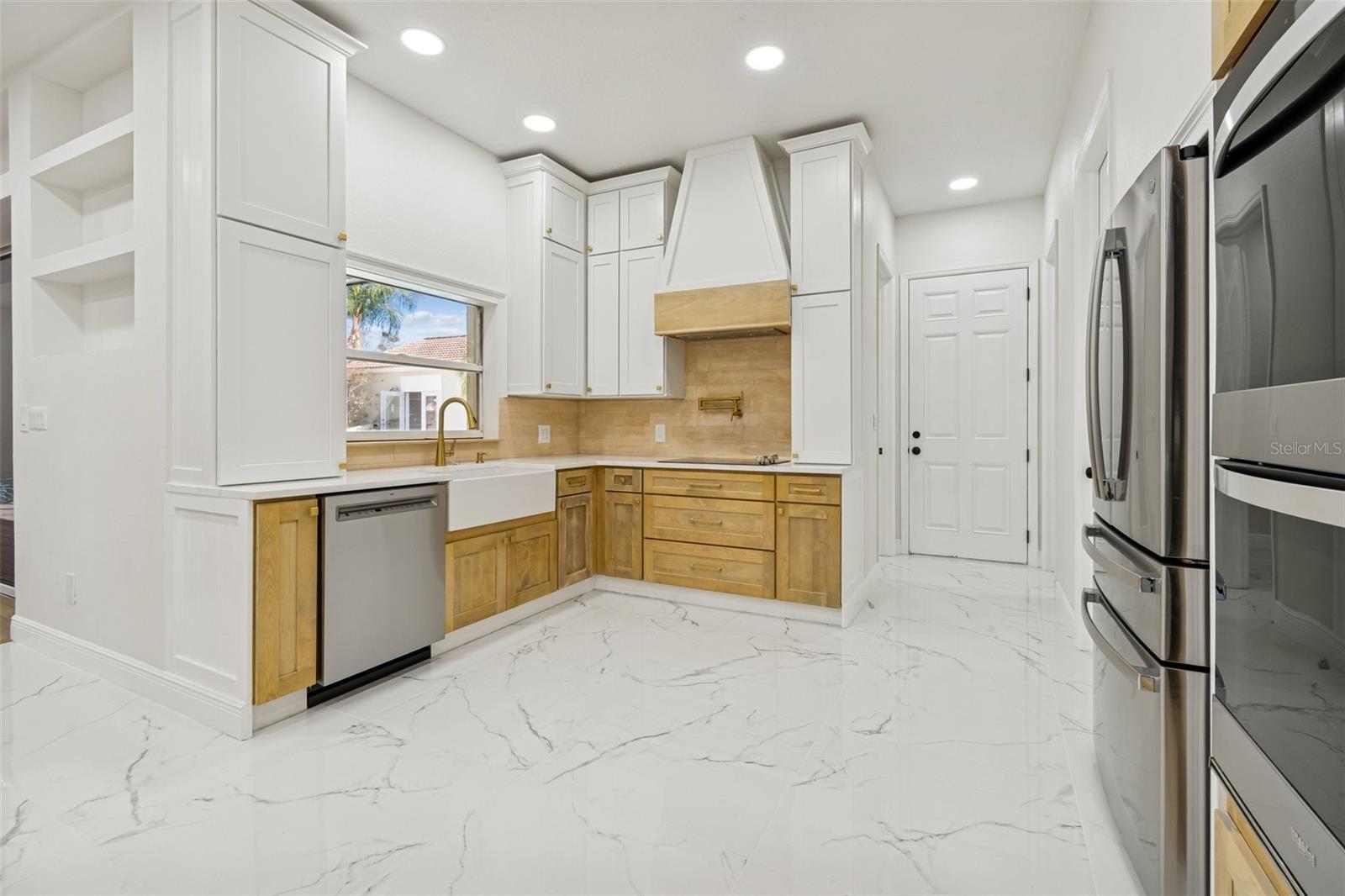 LAKE FERN VILLAS - Residential