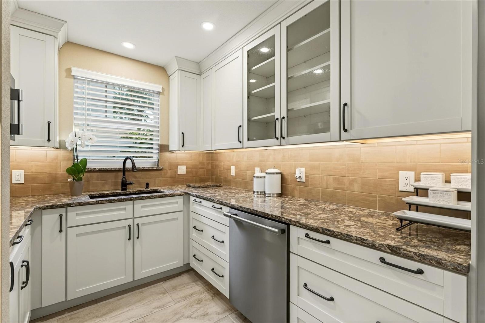 IVANHOE PARK REP - Residential