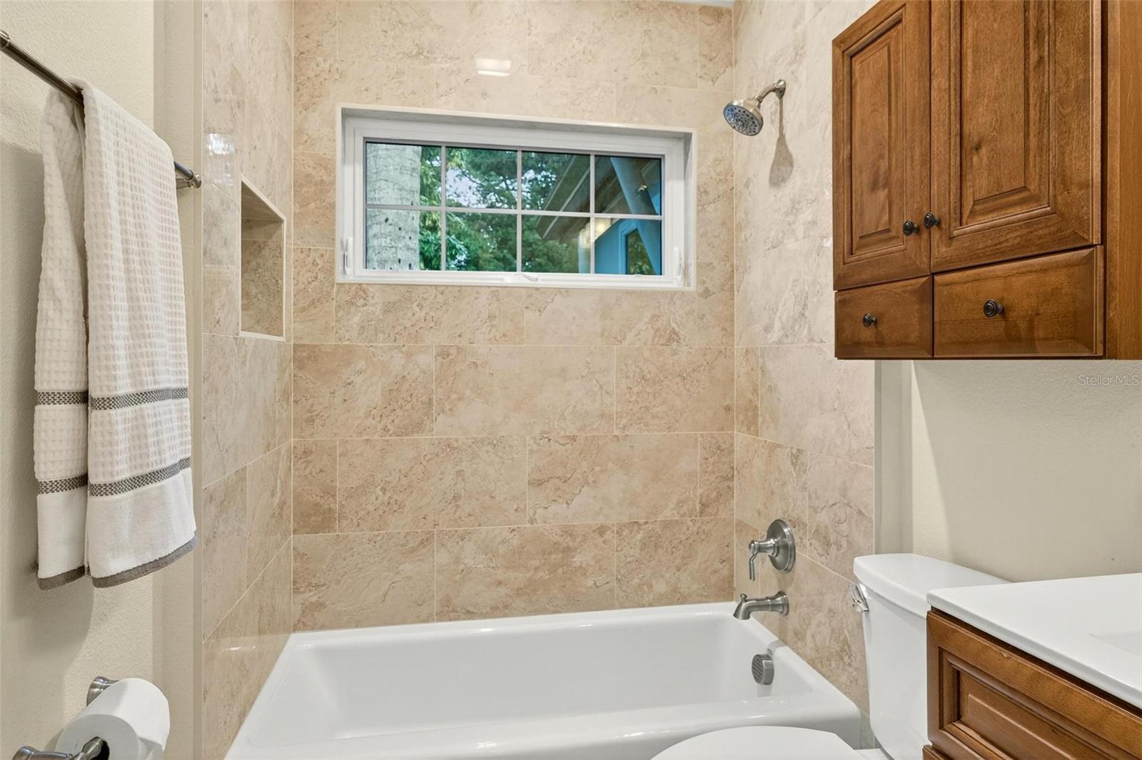 IVANHOE PARK REP - Residential