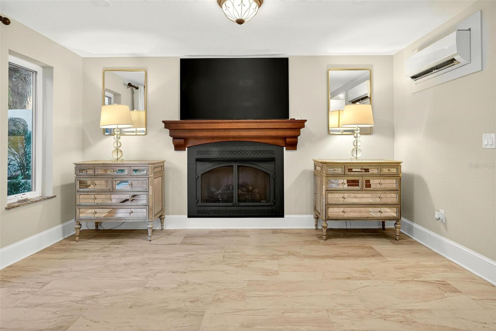 IVANHOE PARK REP - Residential