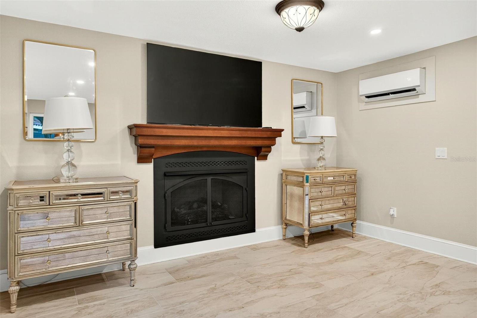 IVANHOE PARK REP - Residential