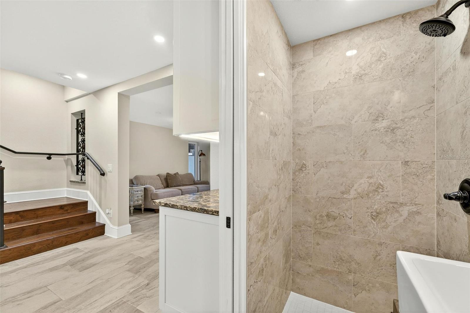 IVANHOE PARK REP - Residential