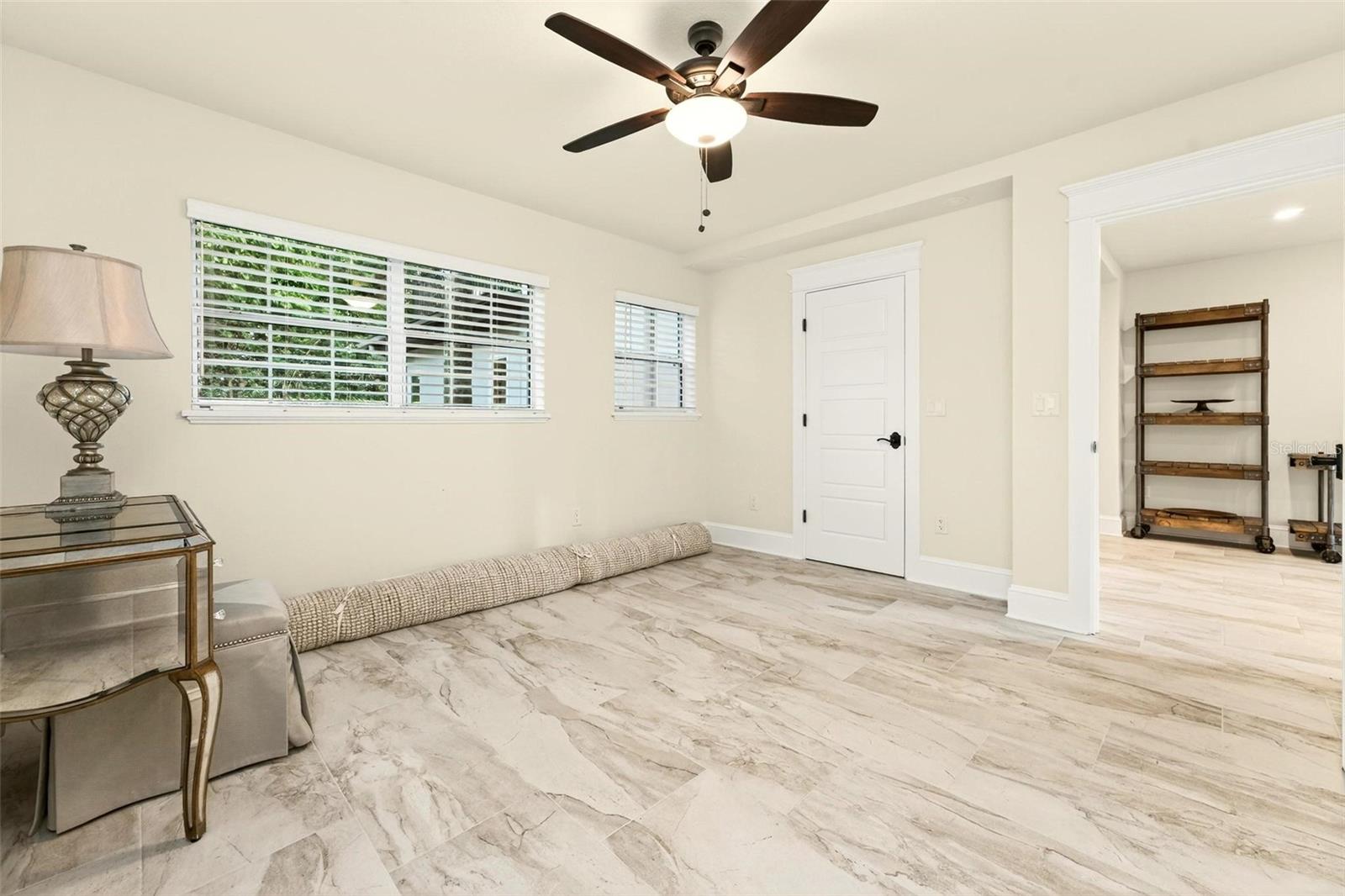 IVANHOE PARK REP - Residential