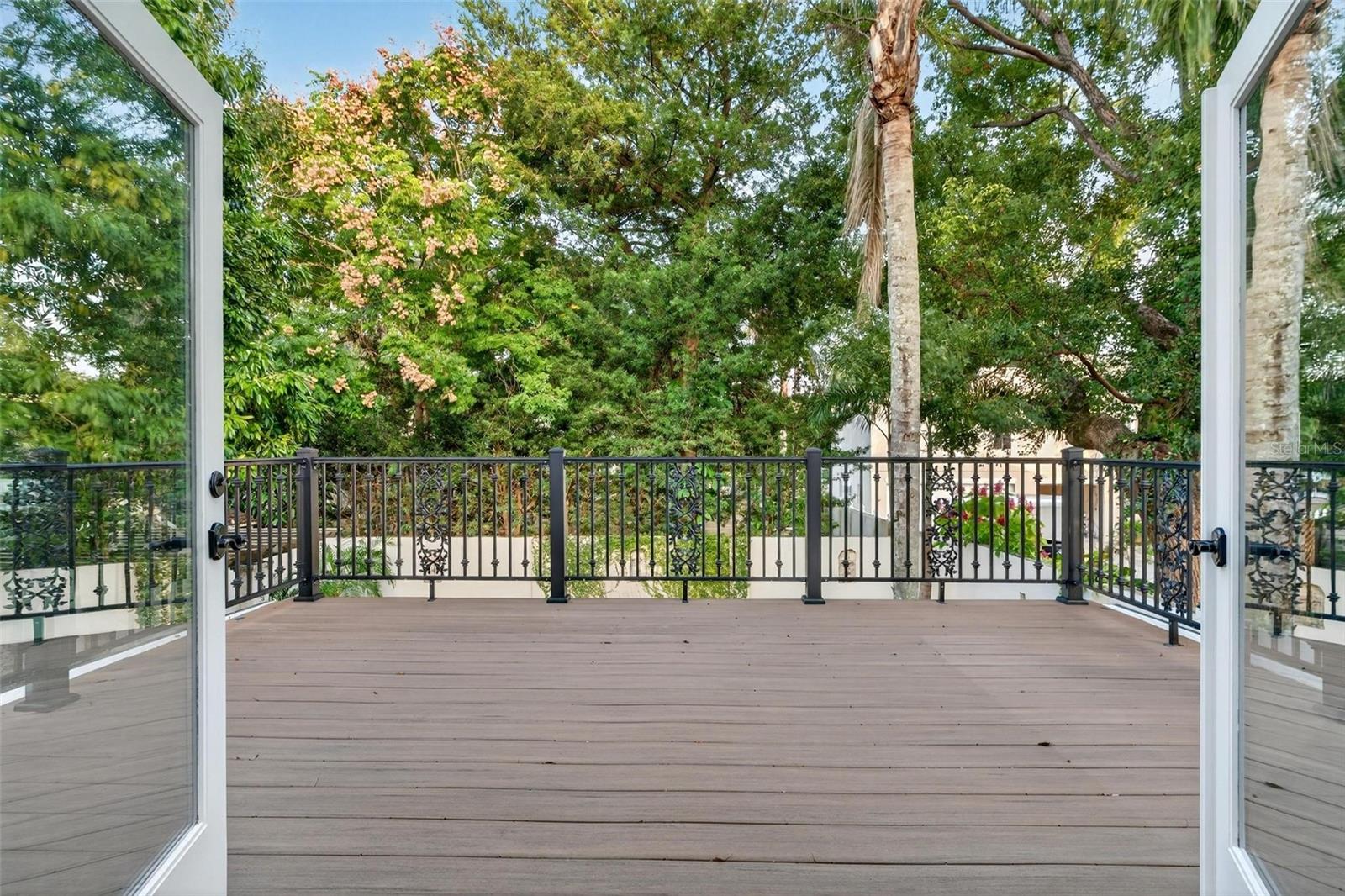 IVANHOE PARK REP - Residential