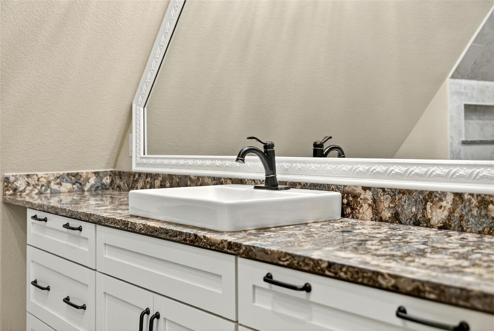 IVANHOE PARK REP - Residential