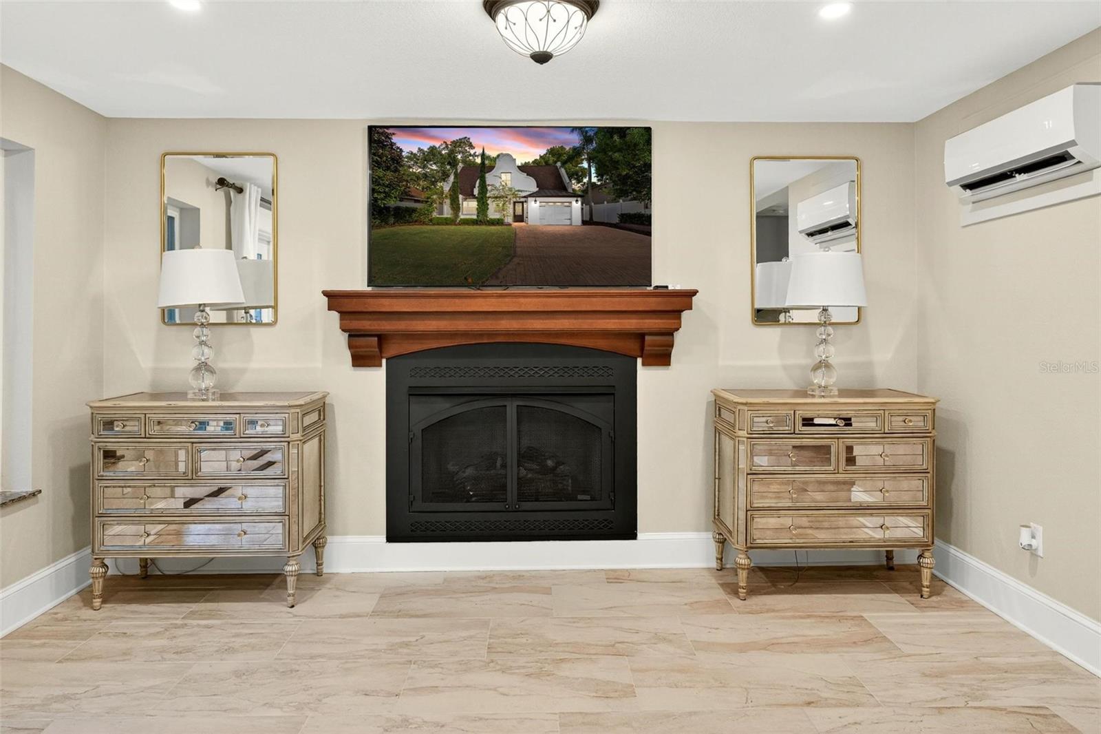 IVANHOE PARK REP - Residential