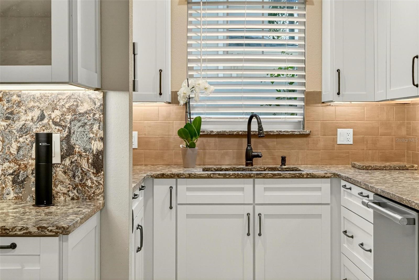 IVANHOE PARK REP - Residential