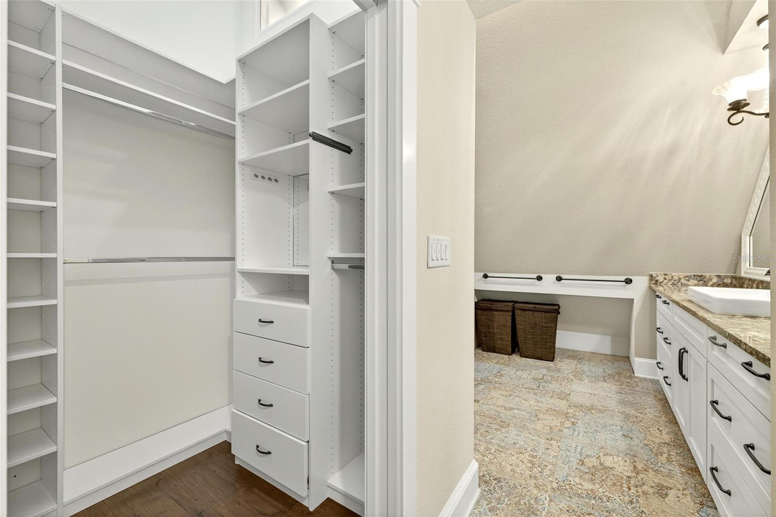 IVANHOE PARK REP - Residential