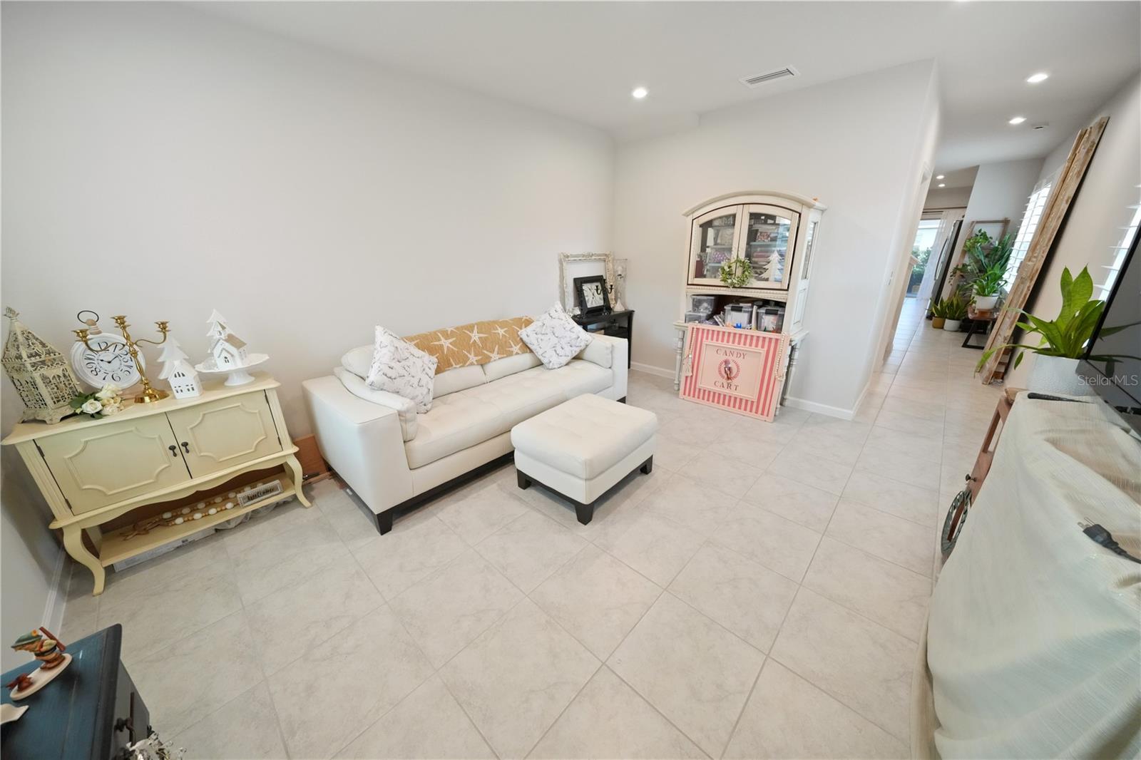 ANCLOTE SQUARE - Residential