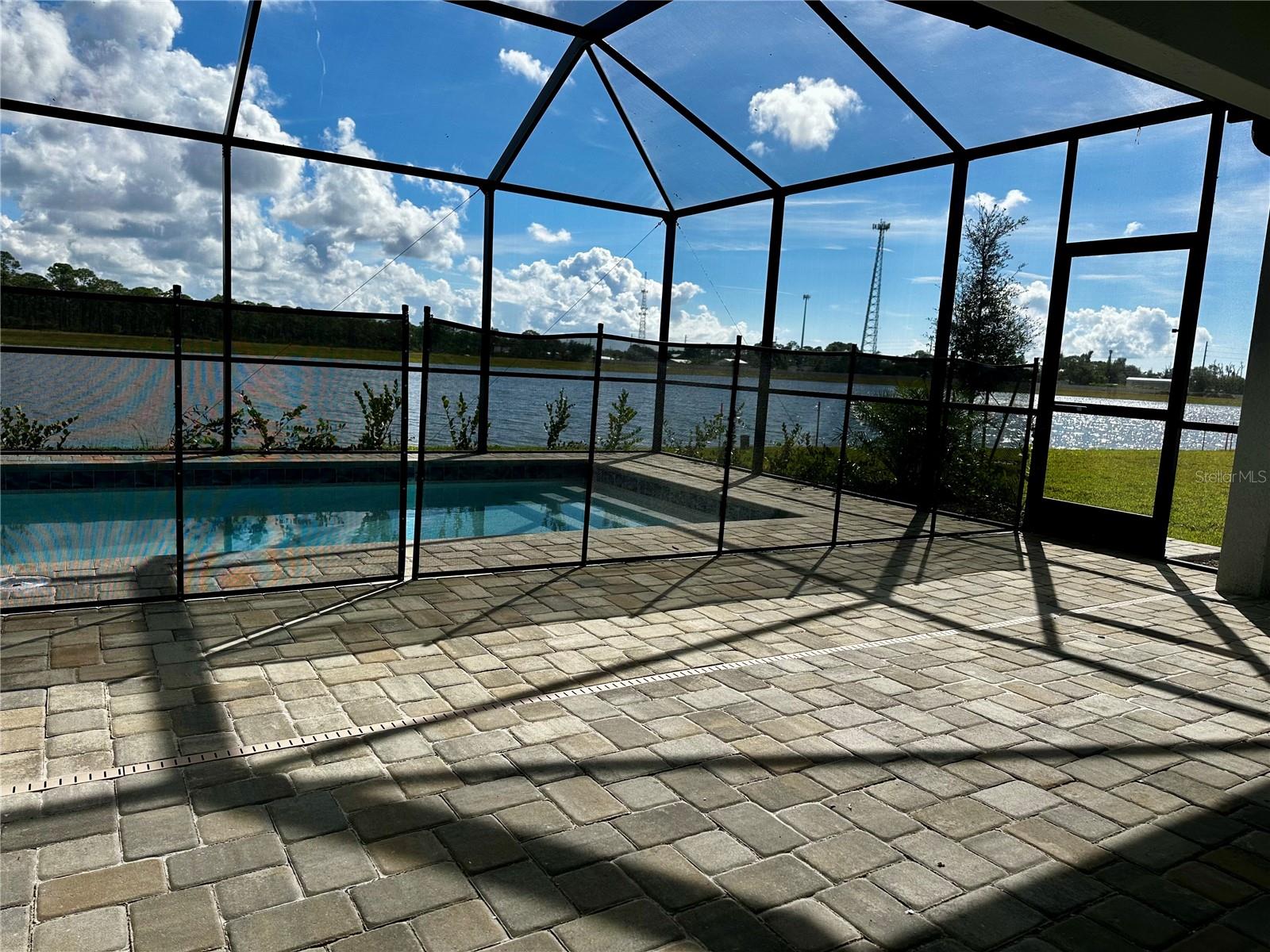 ISLAND LKS/COCO BAY - Residential