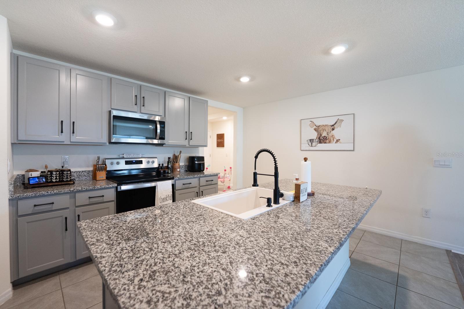 GREYSTONE HILLS - Residential