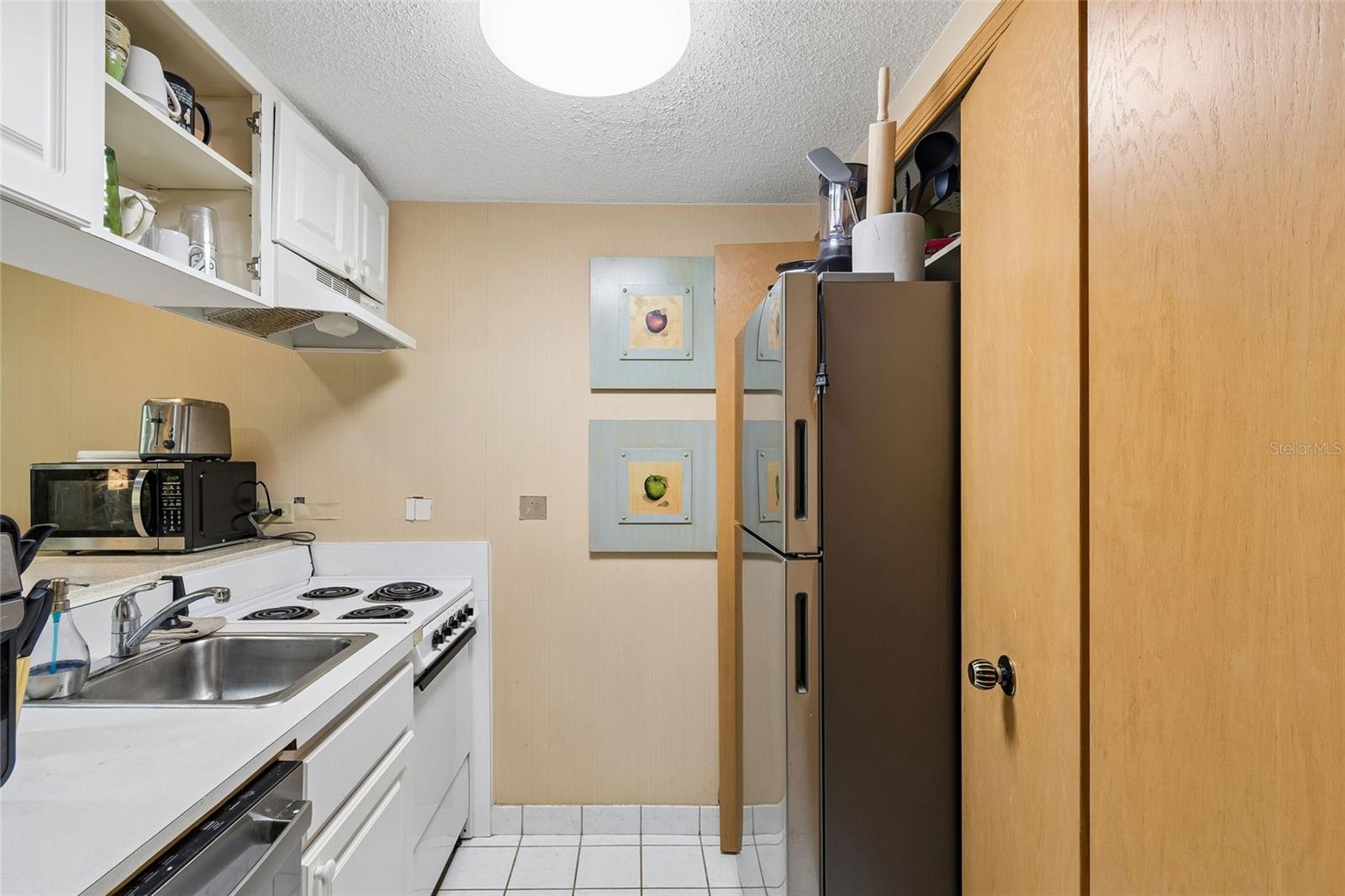 36750 US HIGHWAY 19 21214