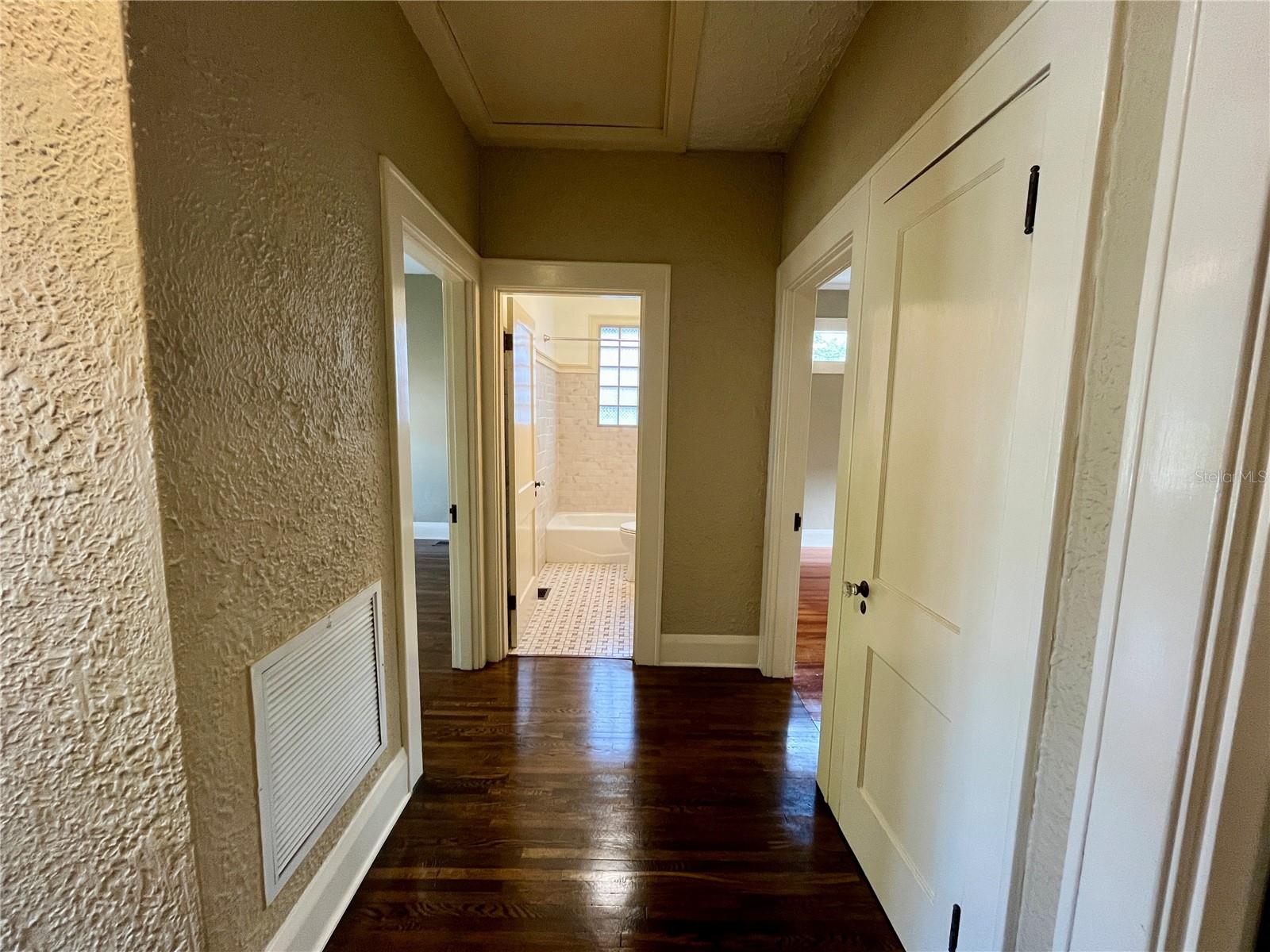 SEMINOLE HEIGHTS - Residential Lease