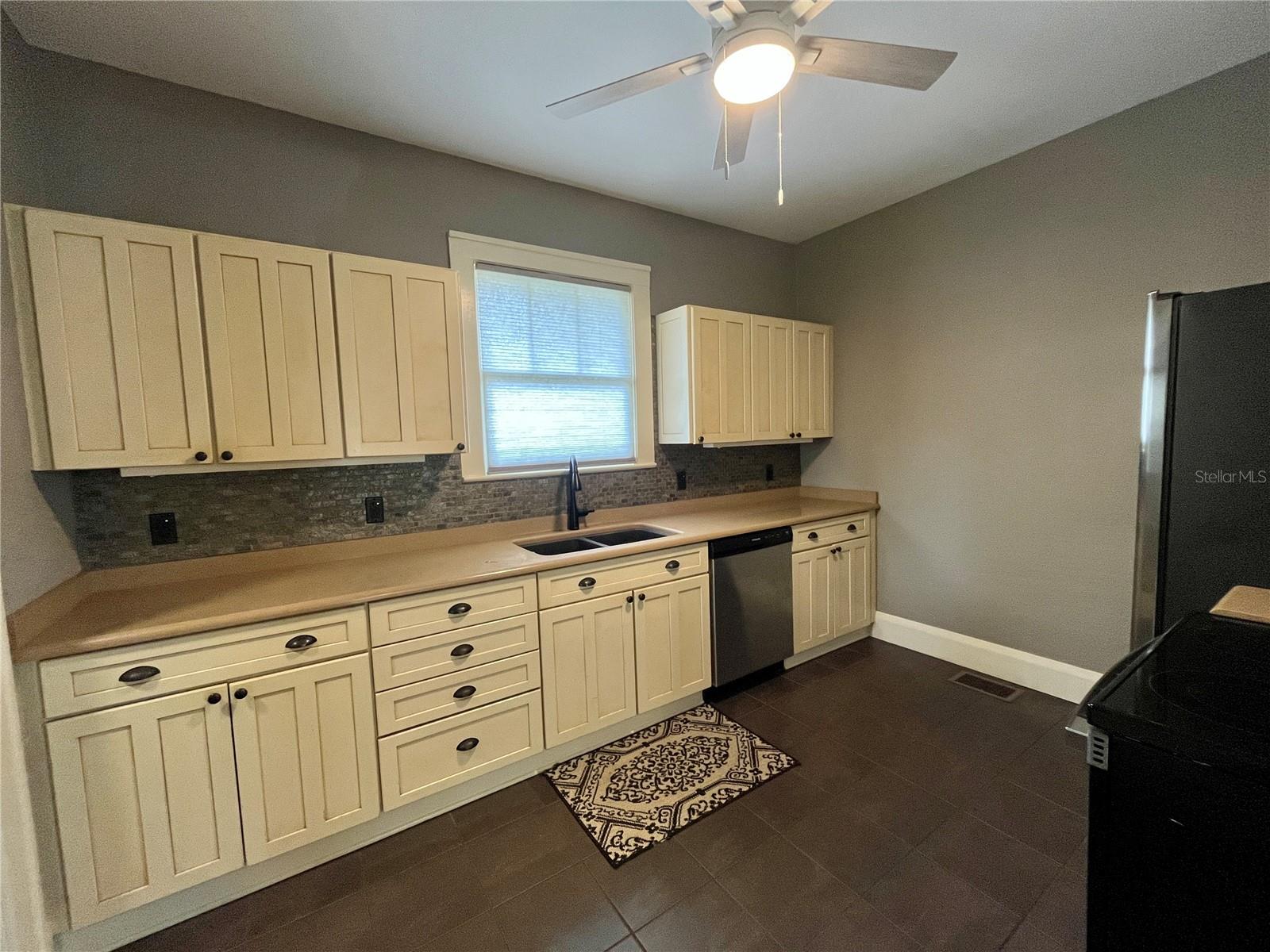 SEMINOLE HEIGHTS - Residential Lease